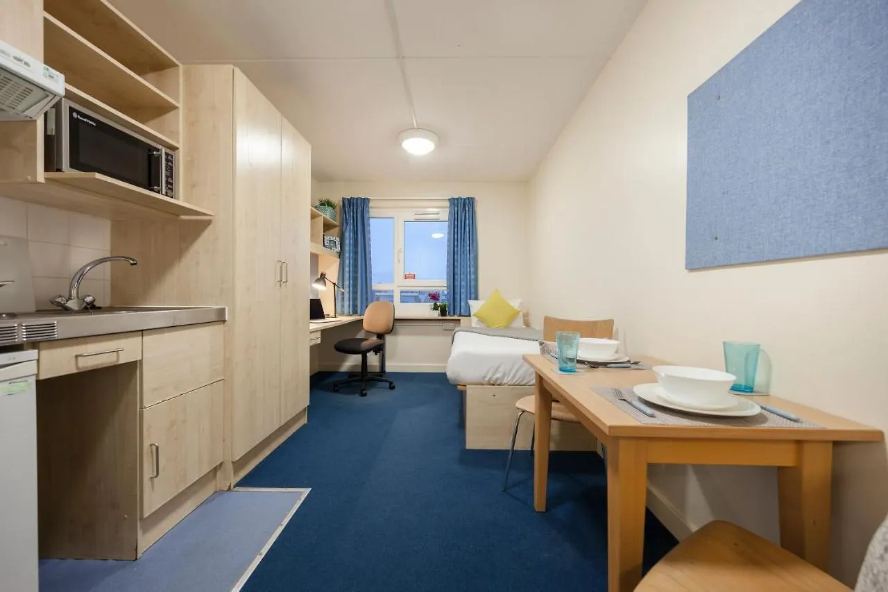 Apartment Mcmillan Student Village London